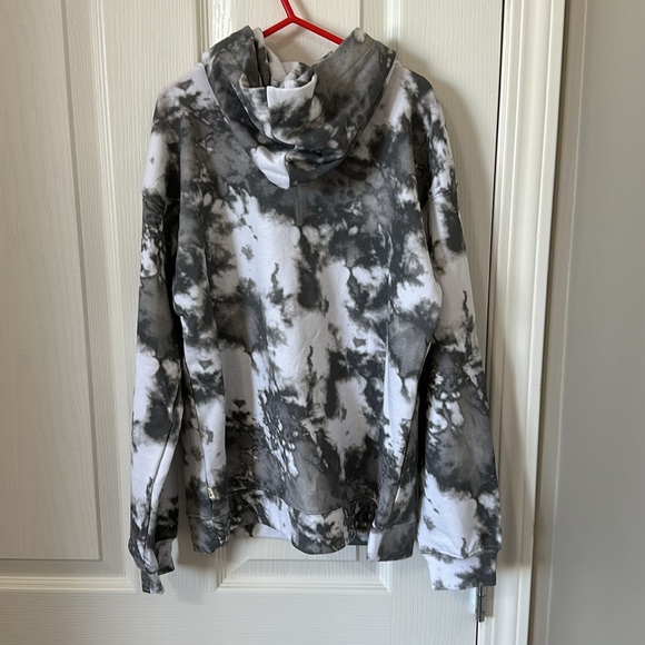 ECOTHREADS Acid Wash Hoodie - Picture 3 of 5